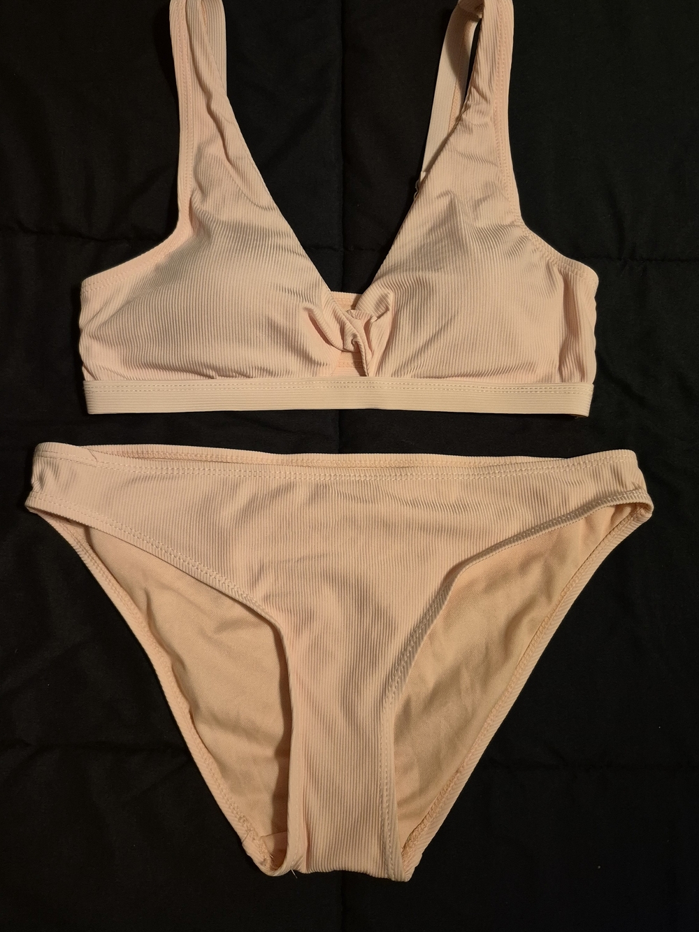 Light Peach Ribbed Bikini Set — Comfortable Support Top & Classic Bottom